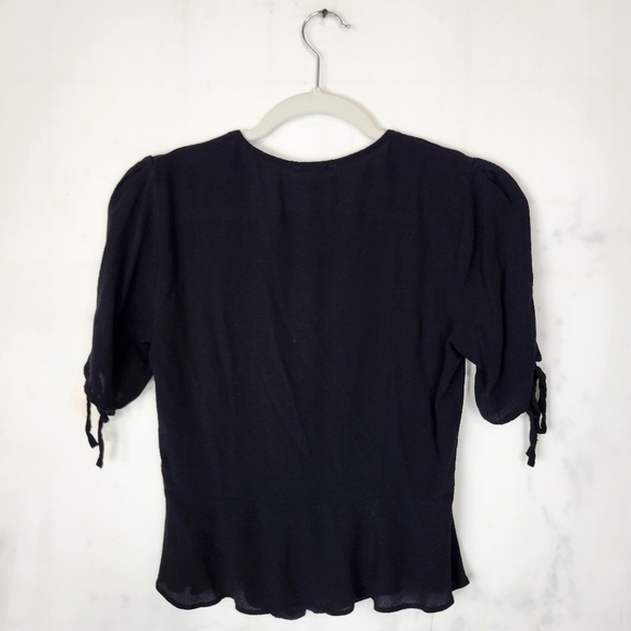 Topshop Black V-Neck Short Sleeve Peplum Top - Picture 2 of 7